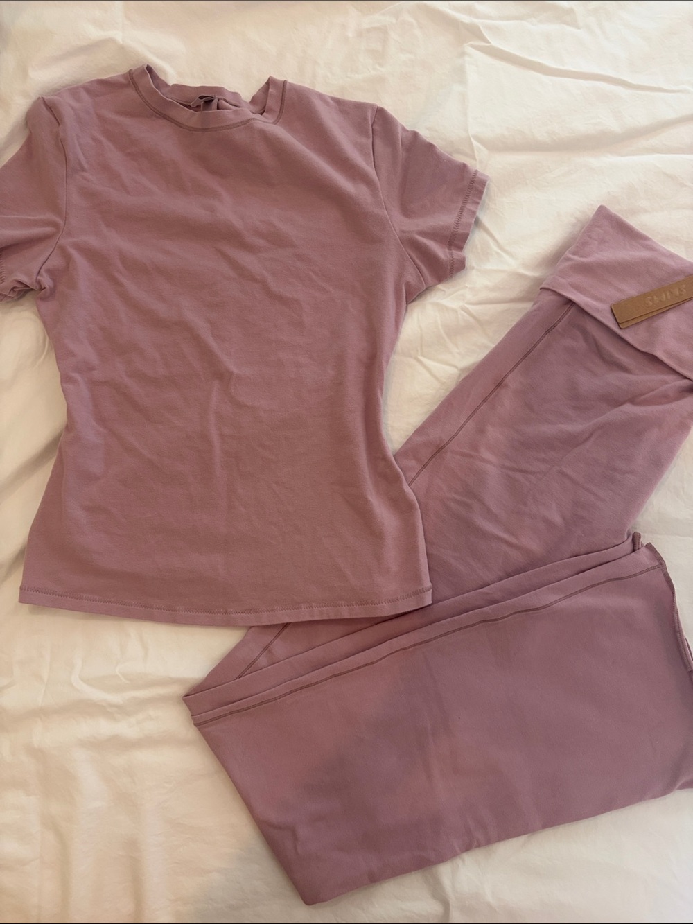 SKIMS NWT Mauve Lounge Tee & Legging Set